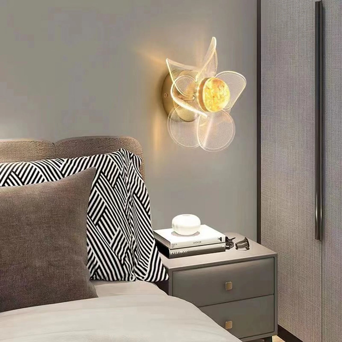 Light Luxury Retro Flower Wall Lamp For Living Room Aisle