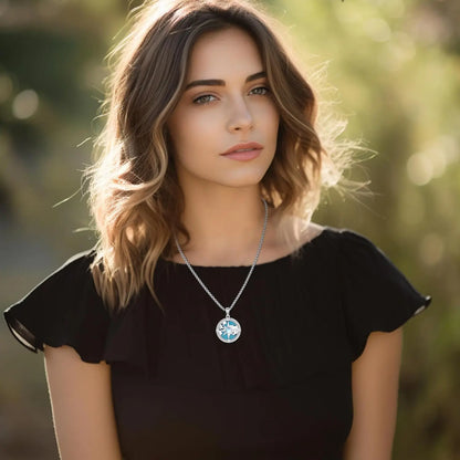 Compass Pendant Necklace in 925 Sterling Silver for Travelers