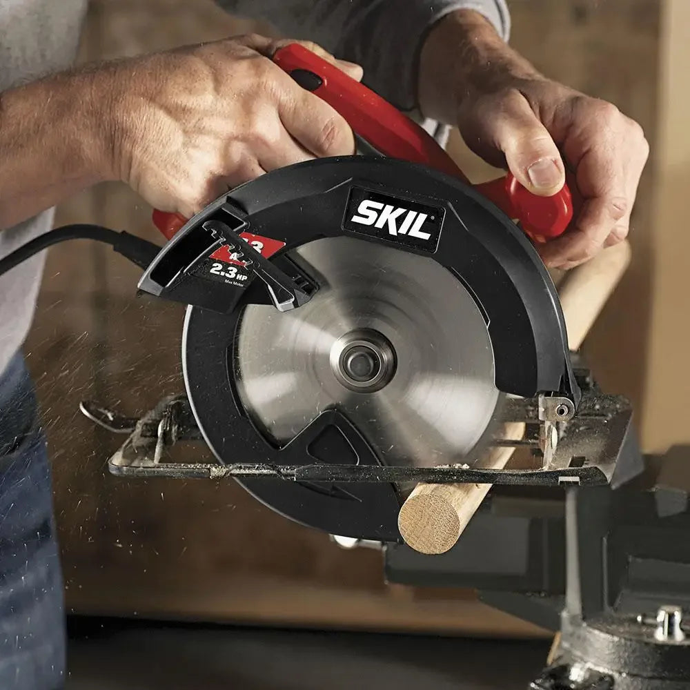 SKIL Corded Circular Saw with Adjustable Bevel and Blade Lock
